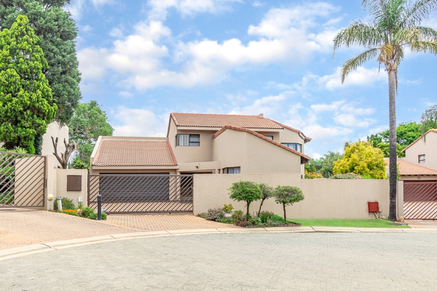 3 Bedroom Property for Sale in Sunninghill Gauteng