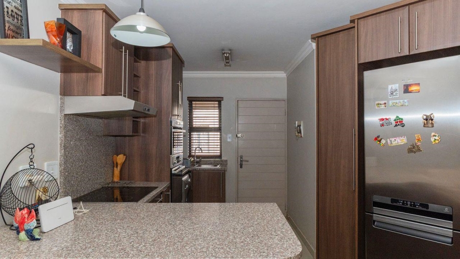 2 Bedroom Property for Sale in The Stewards Gauteng