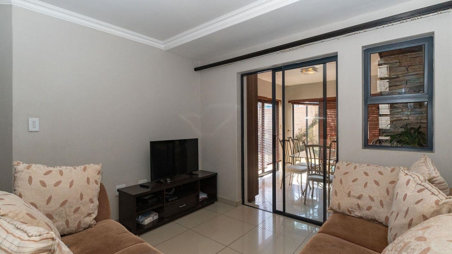 2 Bedroom Property for Sale in The Stewards Gauteng