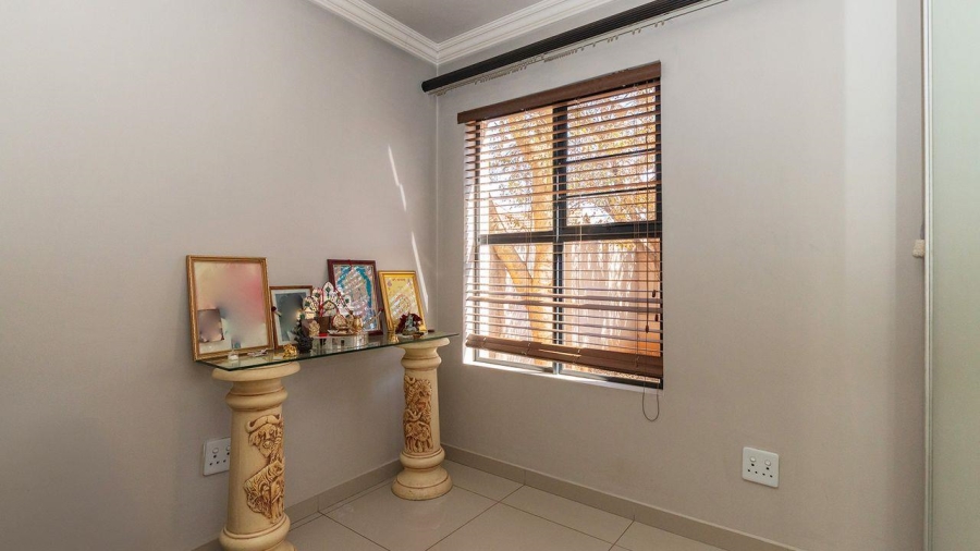 2 Bedroom Property for Sale in The Stewards Gauteng