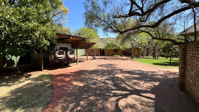 6 Bedroom Property for Sale in Montana Gauteng