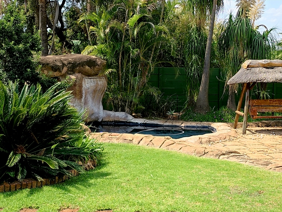 6 Bedroom Property for Sale in Montana Gauteng