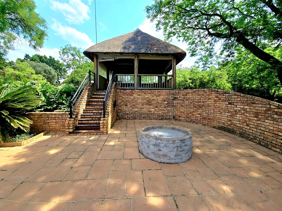 6 Bedroom Property for Sale in Montana Gauteng