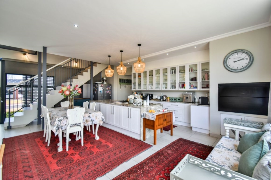 4 Bedroom Property for Sale in Midstream Meadows Gauteng