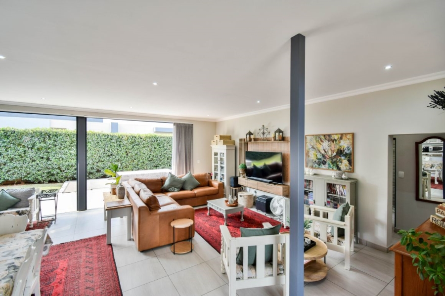 4 Bedroom Property for Sale in Midstream Meadows Gauteng