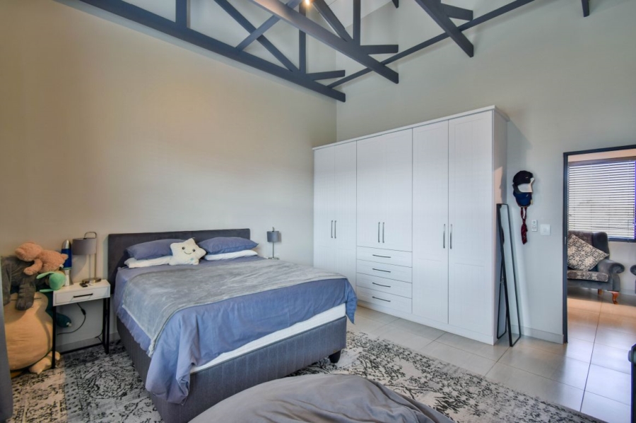 4 Bedroom Property for Sale in Midstream Meadows Gauteng