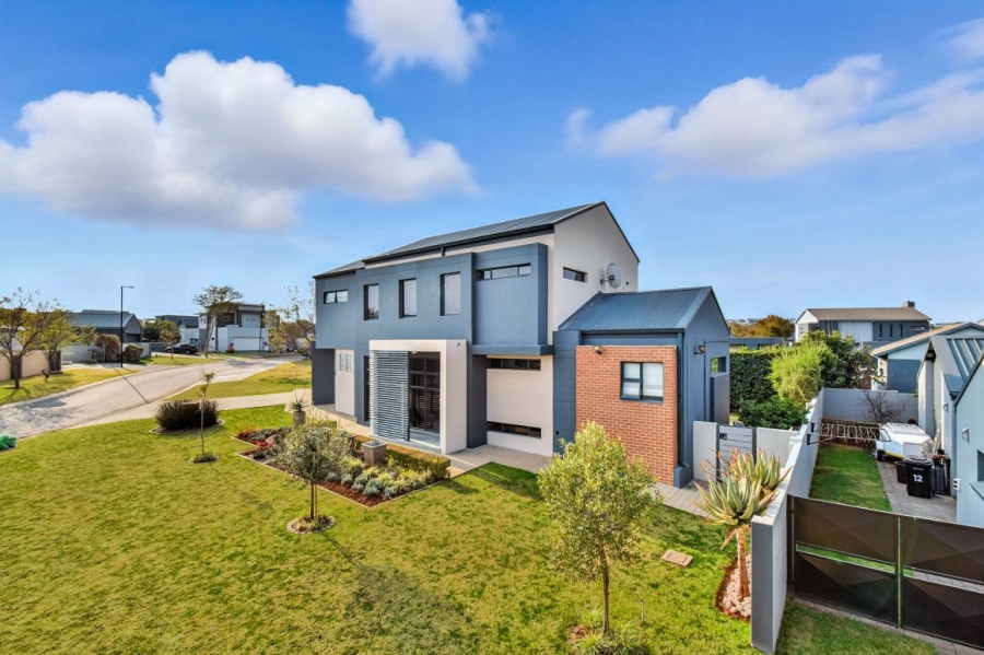 4 Bedroom Property for Sale in Midstream Meadows Gauteng