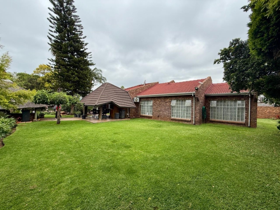 3 Bedroom Property for Sale in Dorandia Gauteng