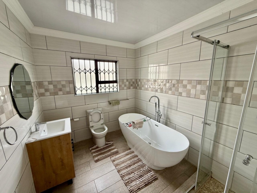 4 Bedroom Property for Sale in Chantelle Gauteng