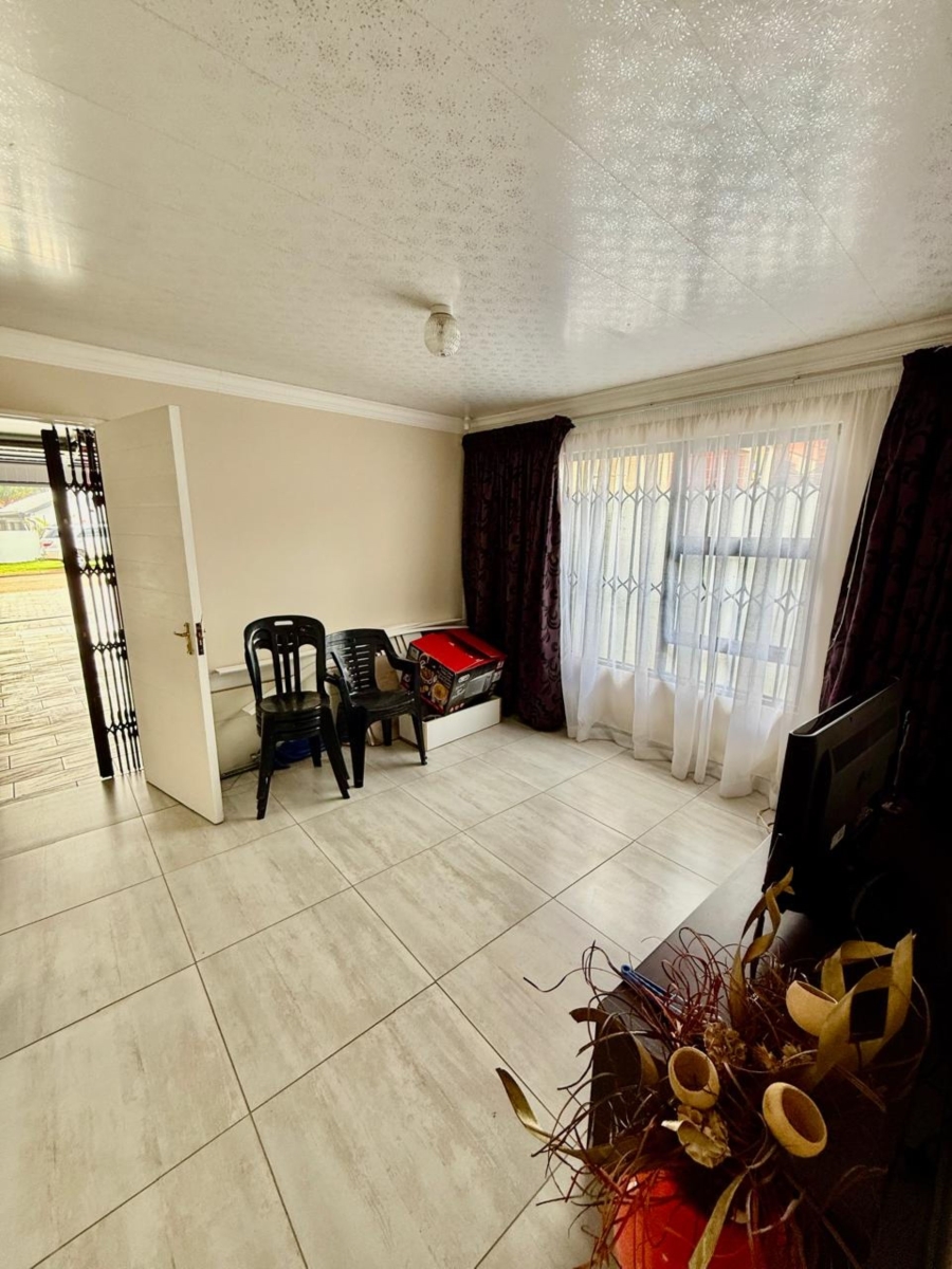 4 Bedroom Property for Sale in Chantelle Gauteng