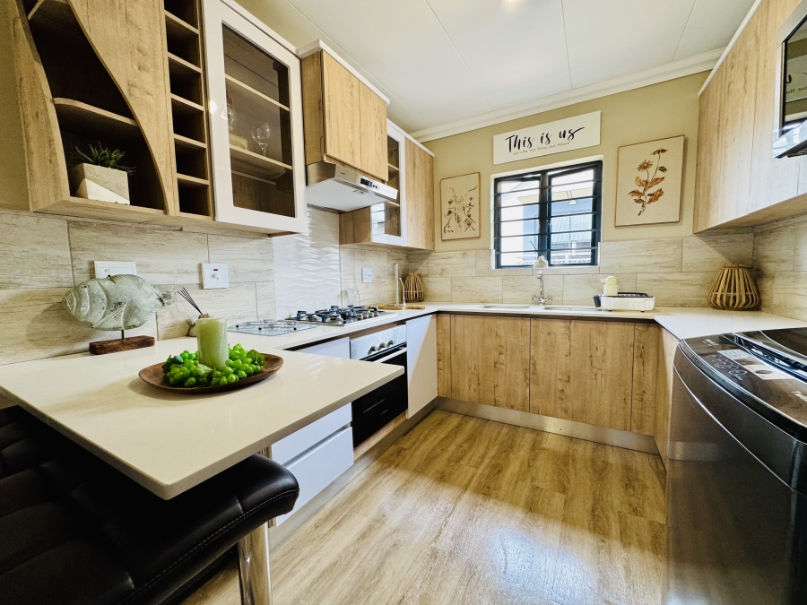 3 Bedroom Property for Sale in Roodepark Eco Estate Gauteng