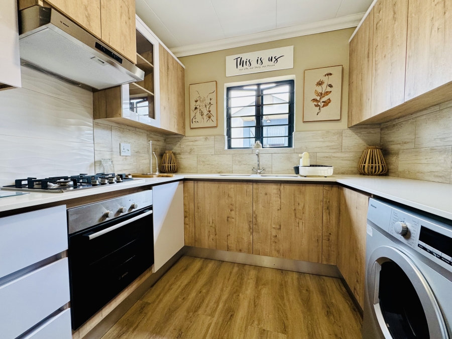 3 Bedroom Property for Sale in Roodepark Eco Estate Gauteng