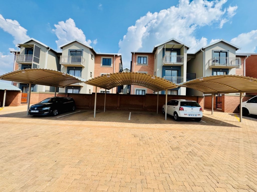 3 Bedroom Property for Sale in Roodepark Eco Estate Gauteng