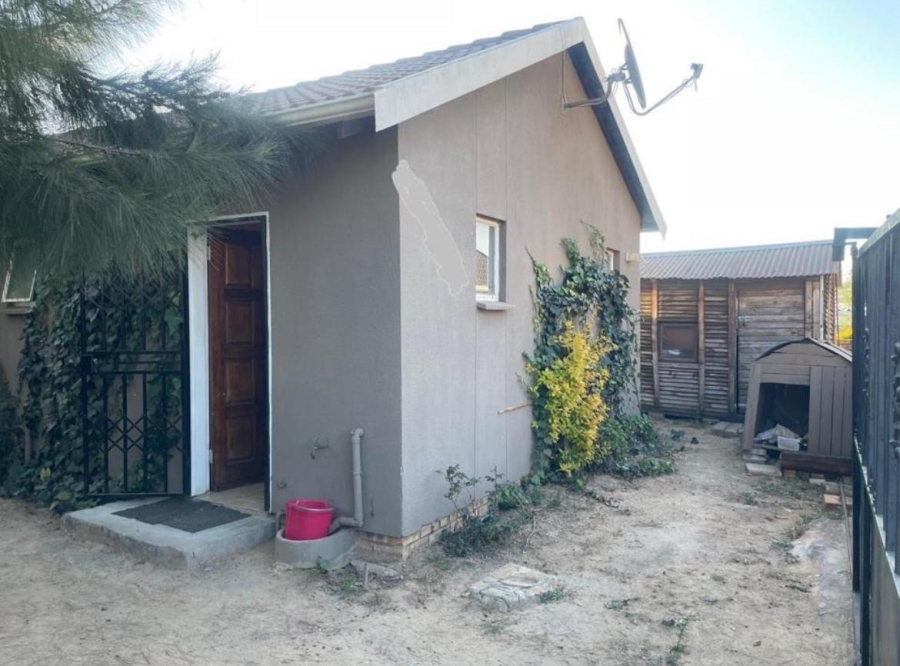 2 Bedroom Property for Sale in Cosmo City Gauteng