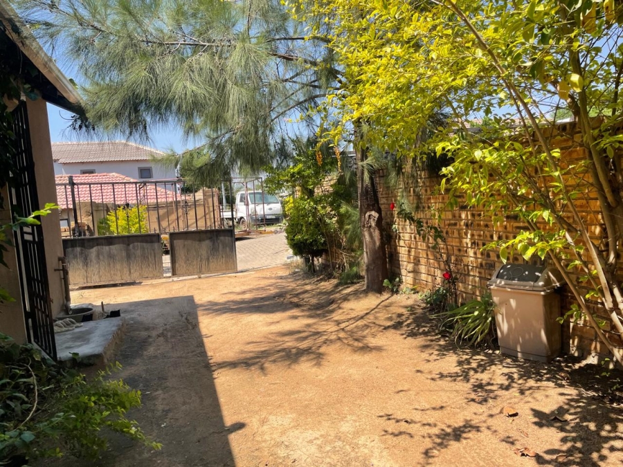 2 Bedroom Property for Sale in Cosmo City Gauteng