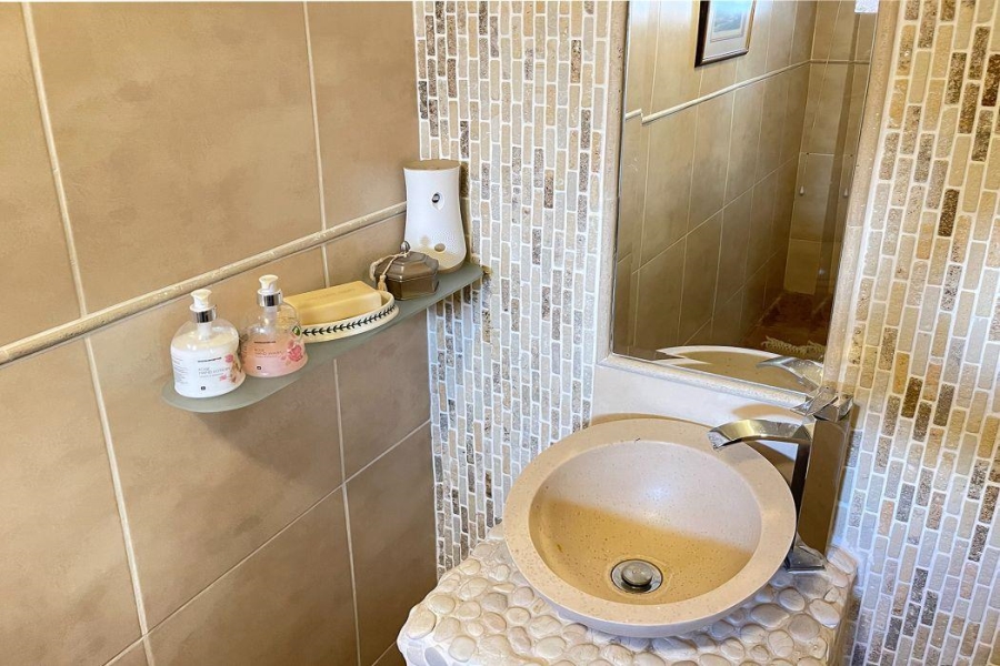 To Let 5 Bedroom Property for Rent in Kyalami Estates Gauteng