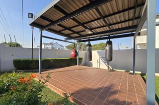 To Let 2 Bedroom Property for Rent in Greenstone Hill Gauteng