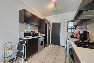 To Let 2 Bedroom Property for Rent in Greenstone Hill Gauteng