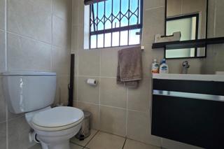 To Let 2 Bedroom Property for Rent in Greenstone Hill Gauteng