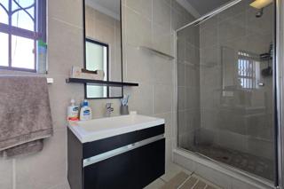 To Let 2 Bedroom Property for Rent in Greenstone Hill Gauteng