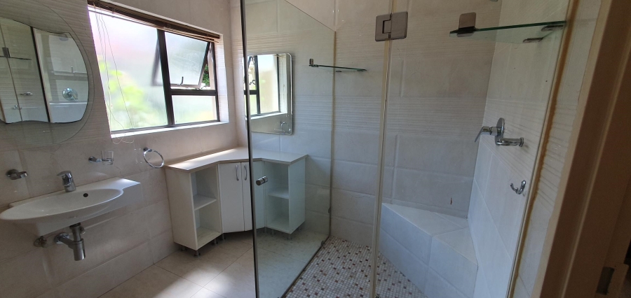 To Let 2 Bedroom Property for Rent in New Redruth Gauteng