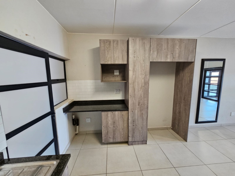 3 Bedroom Property for Sale in Bartlett Gauteng