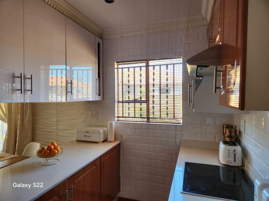 3 Bedroom Property for Sale in Crystal Park Gauteng