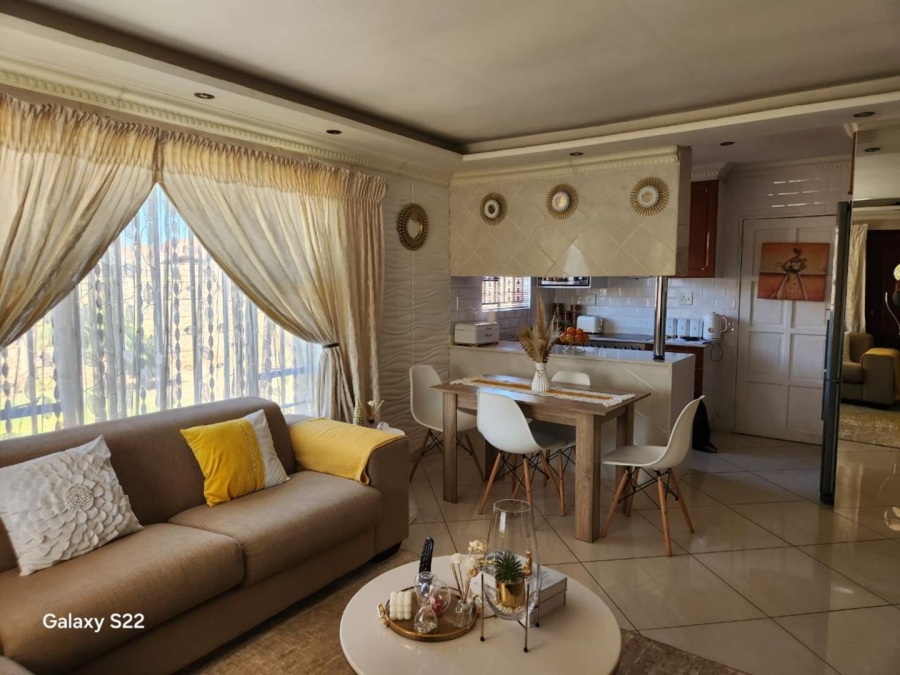 3 Bedroom Property for Sale in Crystal Park Gauteng