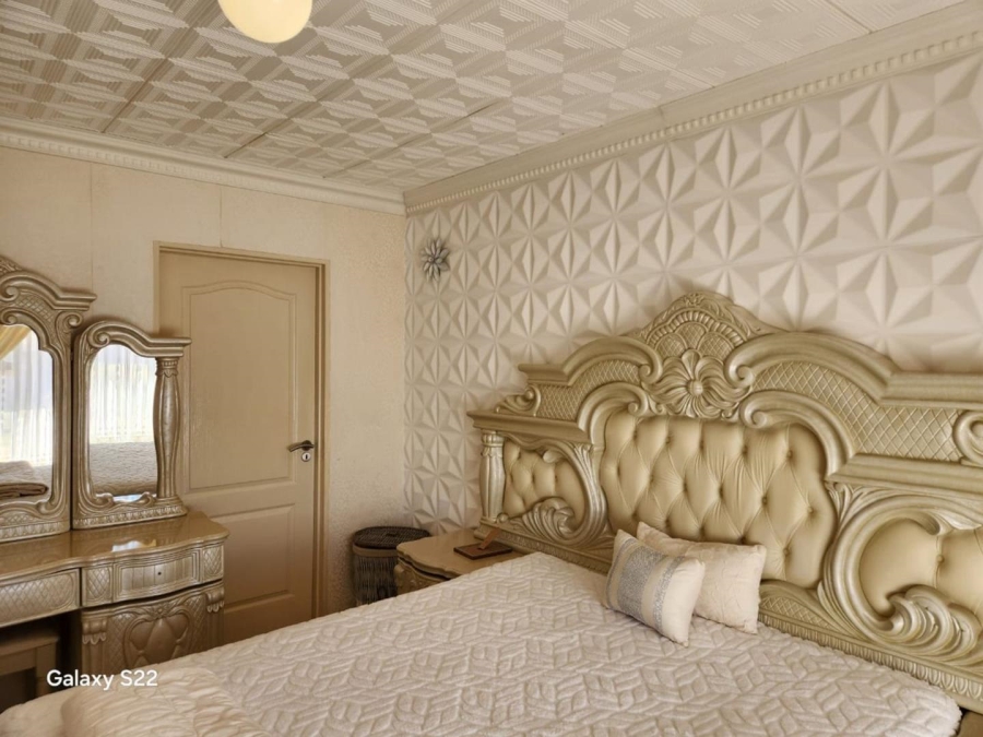 3 Bedroom Property for Sale in Crystal Park Gauteng