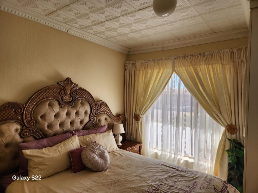 3 Bedroom Property for Sale in Crystal Park Gauteng