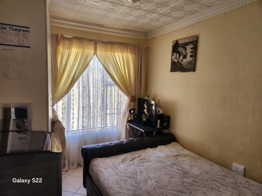 3 Bedroom Property for Sale in Crystal Park Gauteng