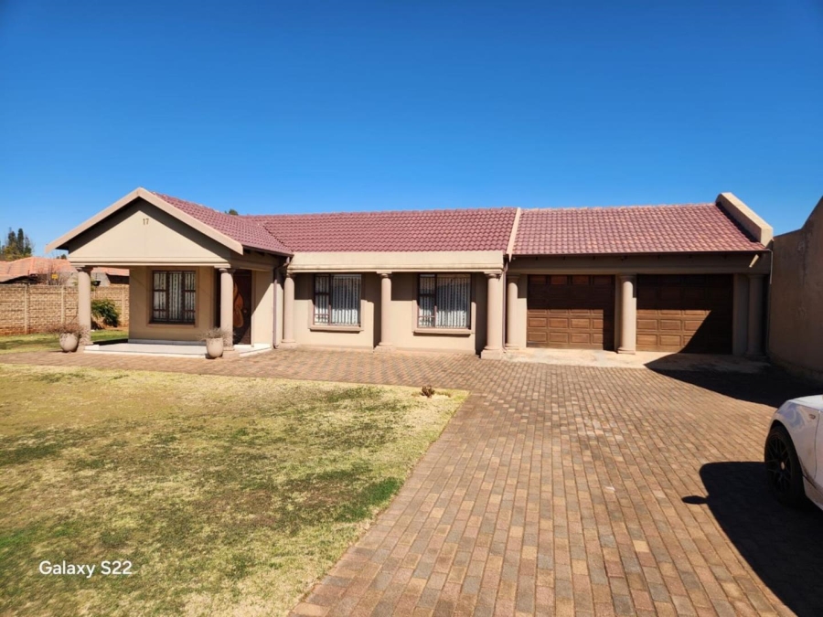 3 Bedroom Property for Sale in Crystal Park Gauteng