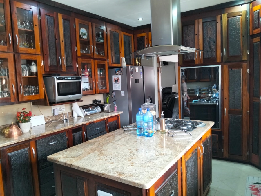 4 Bedroom Property for Sale in Esther Park Gauteng