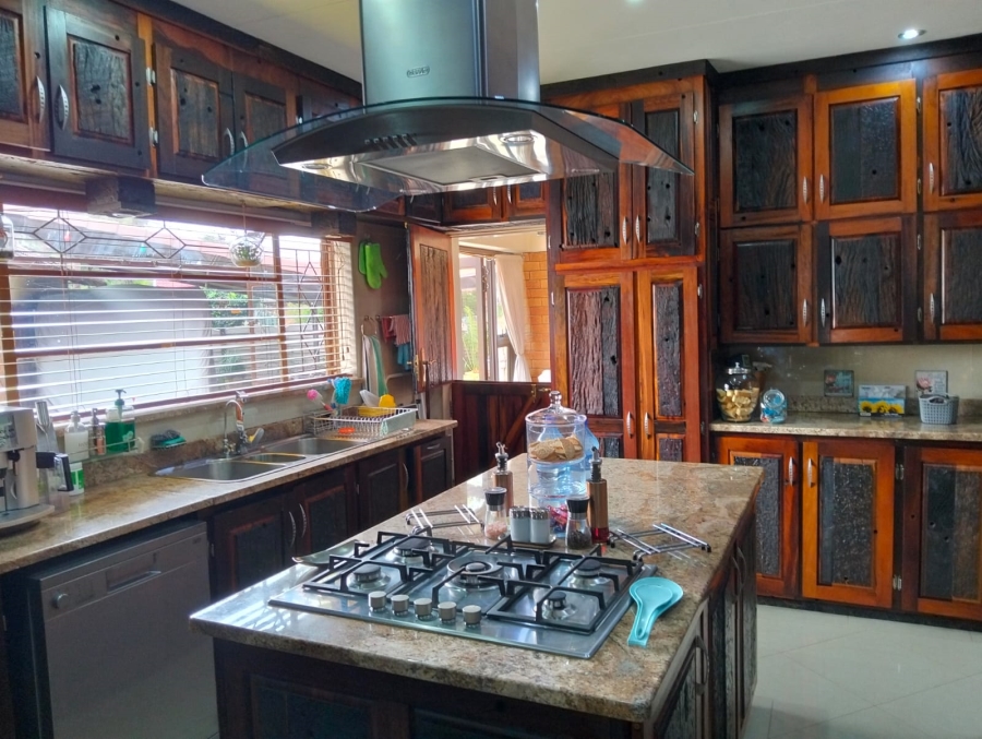 4 Bedroom Property for Sale in Esther Park Gauteng