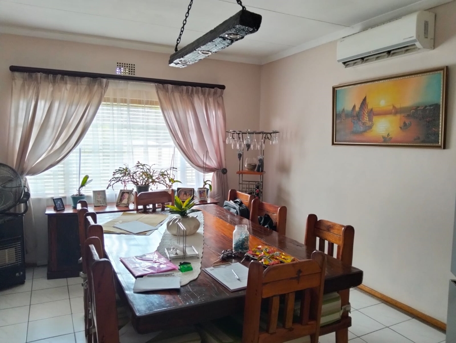 4 Bedroom Property for Sale in Esther Park Gauteng
