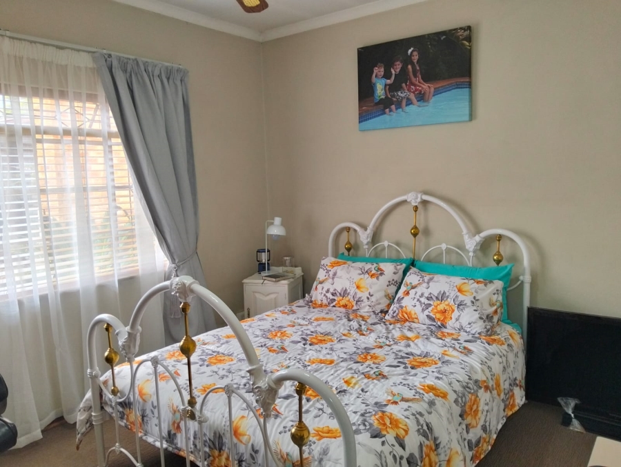 4 Bedroom Property for Sale in Esther Park Gauteng