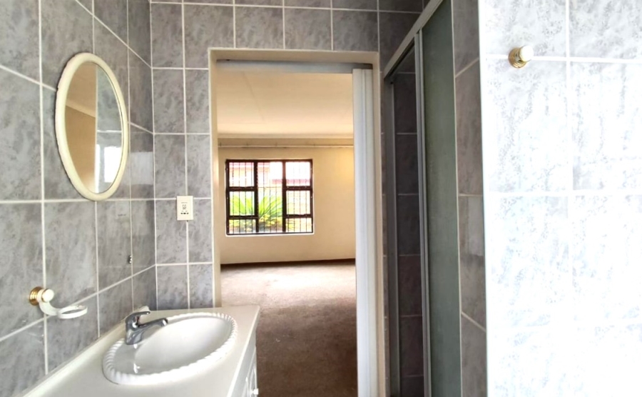 4 Bedroom Property for Sale in Bartlett Gauteng