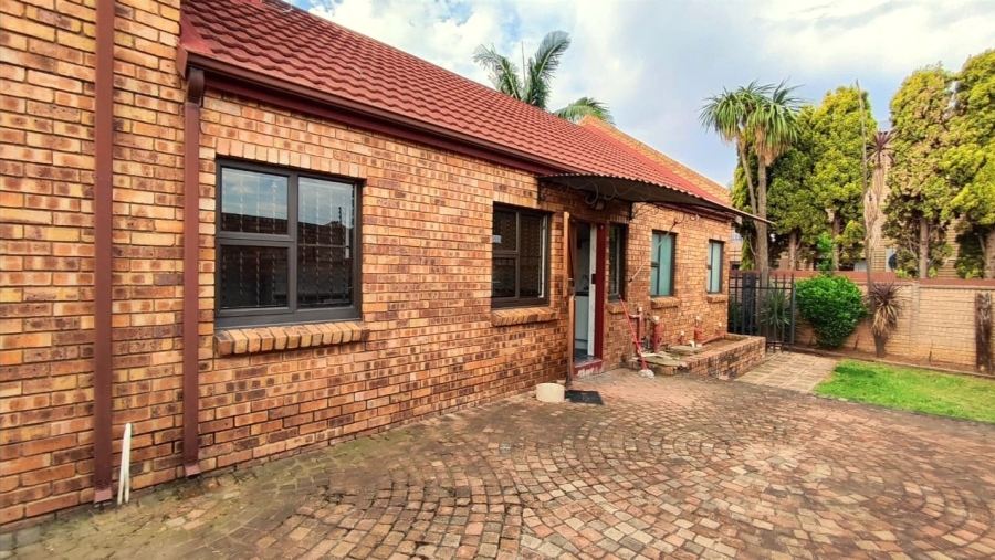 4 Bedroom Property for Sale in Bartlett Gauteng
