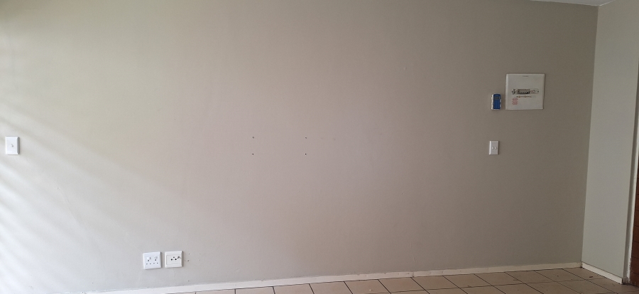 1 Bedroom Property for Sale in Esther Park Gauteng