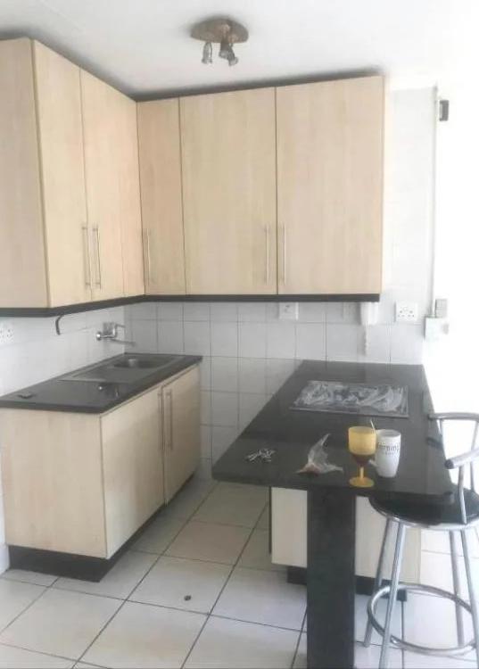 2 Bedroom Property for Sale in Bezuidenhout Valley Gauteng