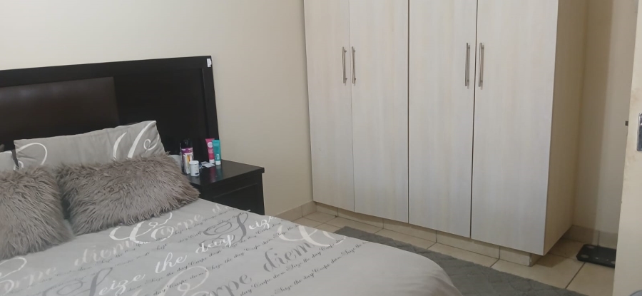 1 Bedroom Property for Sale in Primrose Hill Gauteng