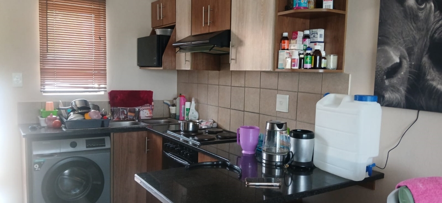 1 Bedroom Property for Sale in Primrose Hill Gauteng
