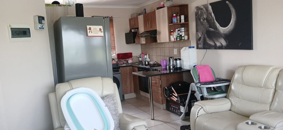 1 Bedroom Property for Sale in Primrose Hill Gauteng