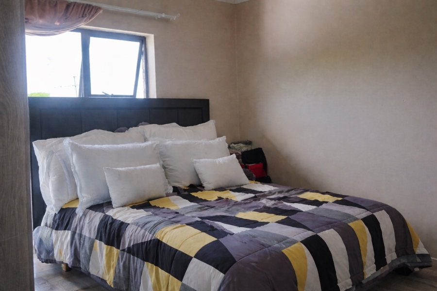 1 Bedroom Property for Sale in Primrose Hill Gauteng