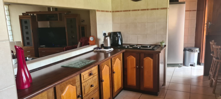 3 Bedroom Property for Sale in Dunnottar Gauteng