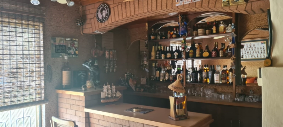 3 Bedroom Property for Sale in Dunnottar Gauteng