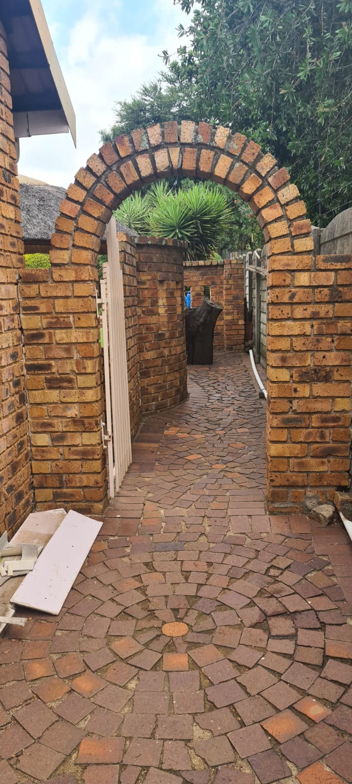 3 Bedroom Property for Sale in Dunnottar Gauteng
