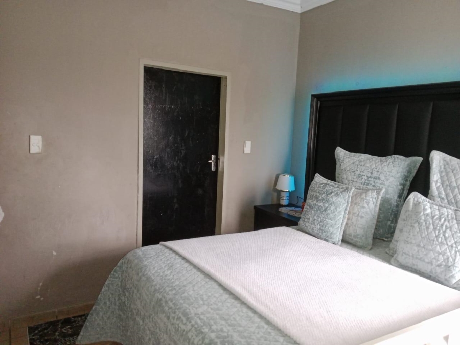 2 Bedroom Property for Sale in Brakpan Central Gauteng