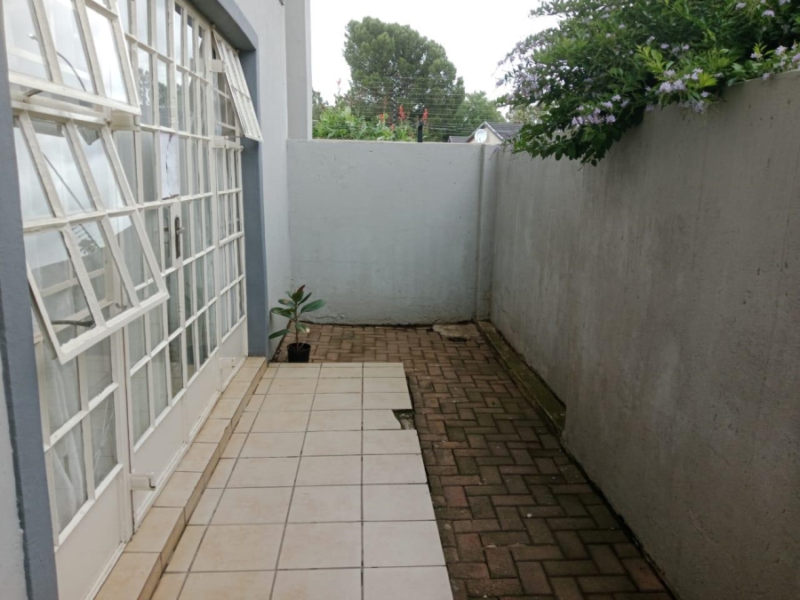 2 Bedroom Property for Sale in Brakpan Central Gauteng