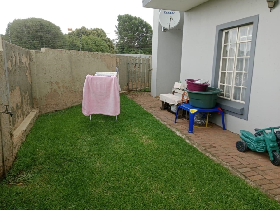 2 Bedroom Property for Sale in Brakpan Central Gauteng